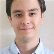 Licenciado en Magisterio de Educación Primaria con mención en Inglés por la UCA. Estudiante del Máster en Educación Bilingüe -UNIR